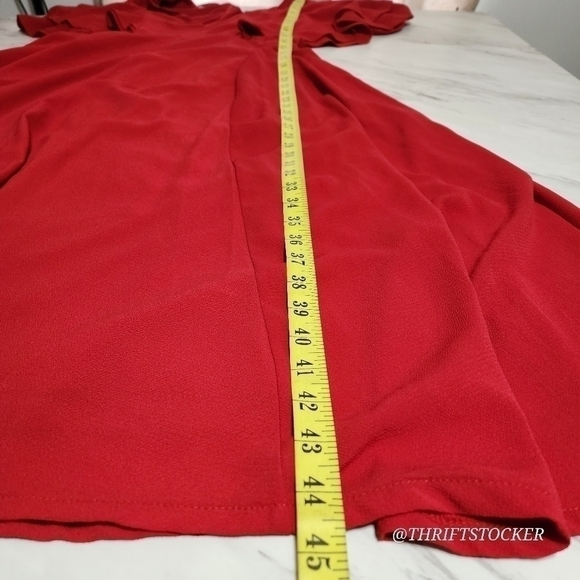 Red Dress With Flowy Sleeves - Picture 6 of 9